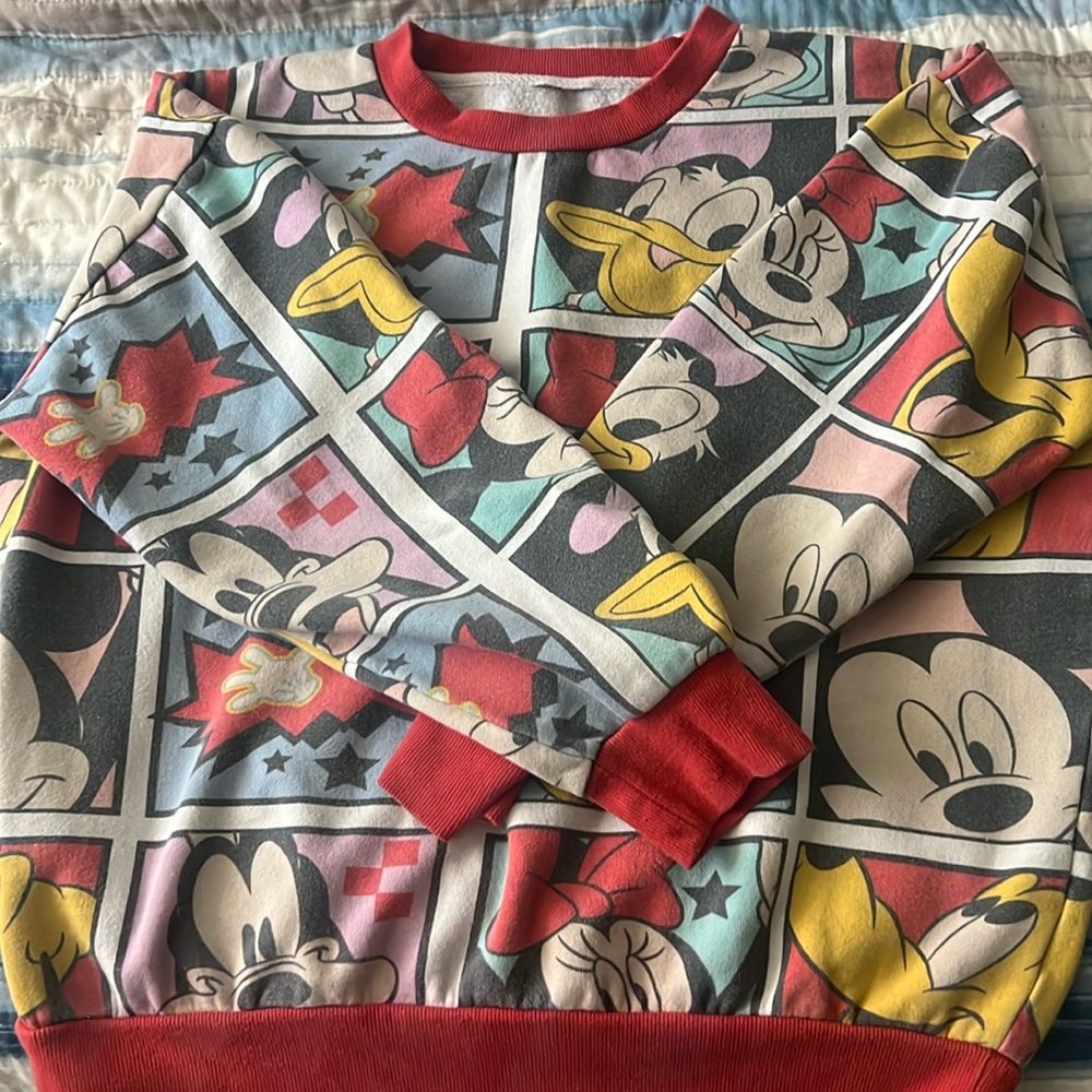 Kids Disney sweatshirt